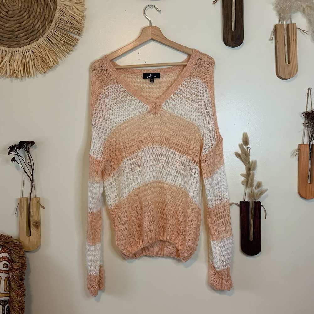 Lulus Cute as Can Be Oversized Pink & White Striped V-Neck Knit Sweater Size M